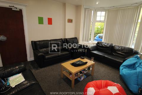 8 bedroom house to rent, St. Michaels Villas, Leeds LS6