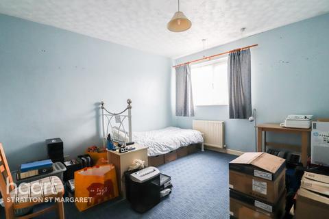 12 Burden Close, Swindon, SN3 4HE