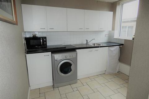 16 Rosemount Crescent, DG12 6LF
