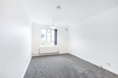3 bedroom flat to rent, Voltaire Road, Clapham, London, SW4
