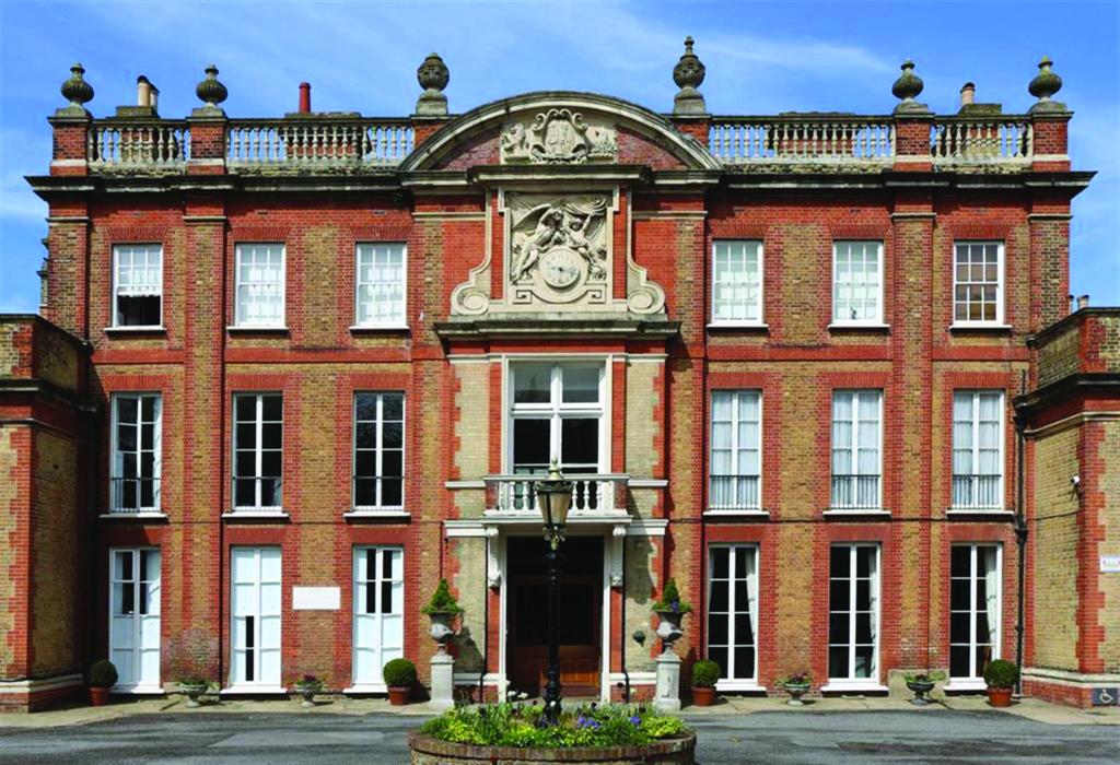 Camden Place, Camden Park Road, Chislehurst 1 bed apartment £1,400 pcm (£323 pw)