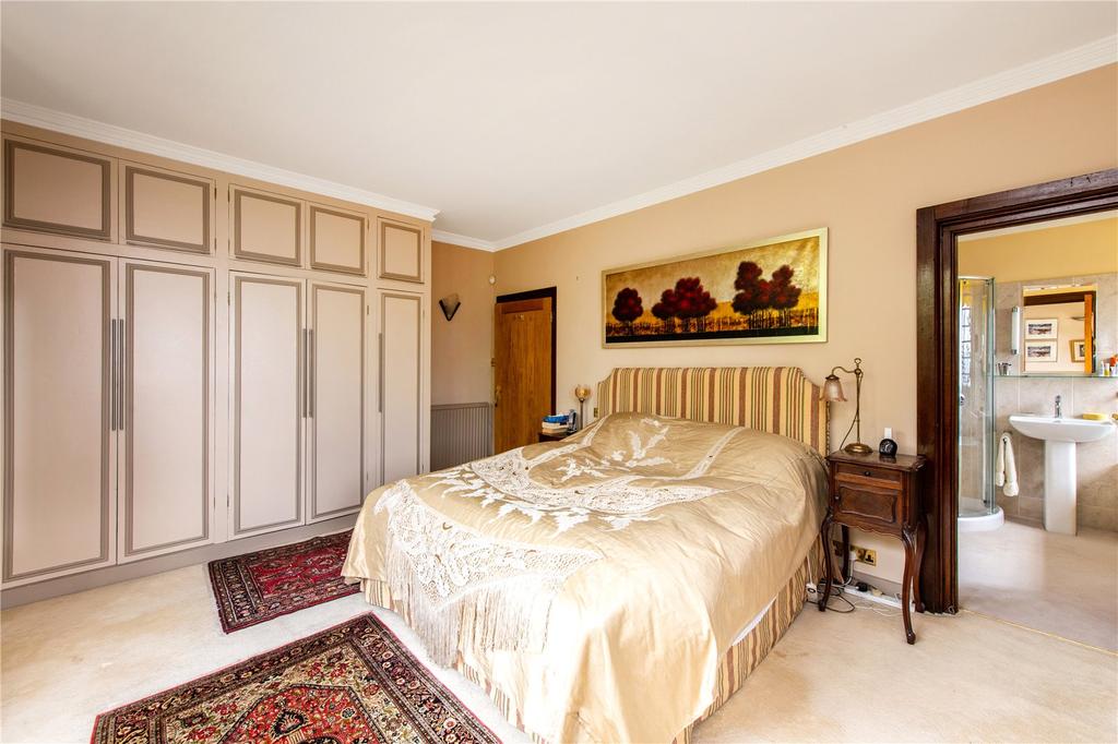 Main Bedroom