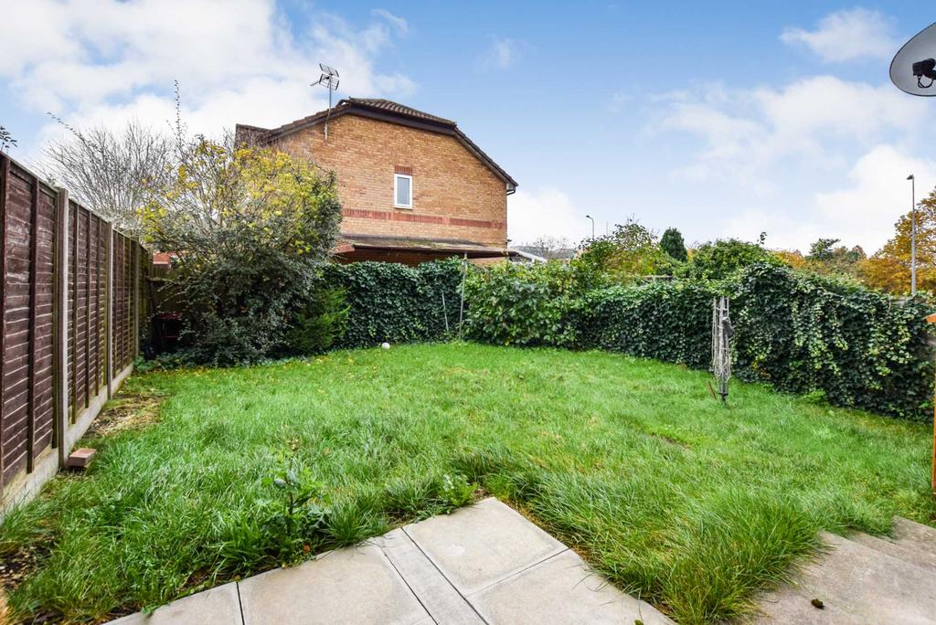 60 Whitley Mead, Stoke Gifford... 2 bed semidetached house £239,950