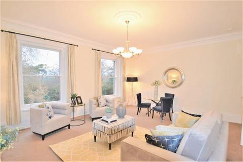 2 bedroom flat for sale, Brambridge