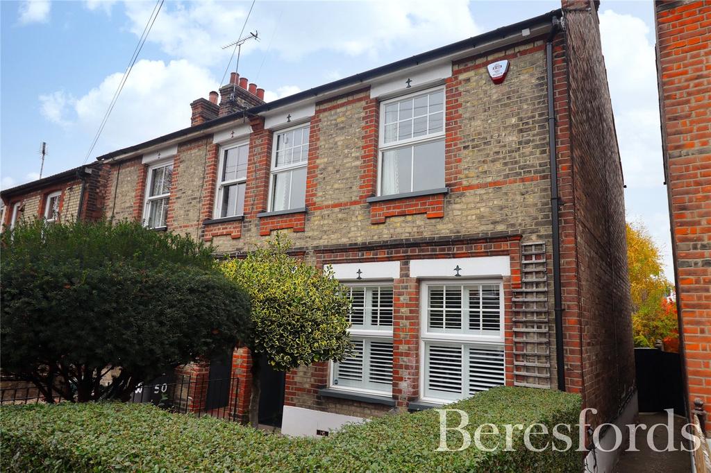 Goldlay Road, Chelmsford, CM2 3 bed semidetached house £650,000