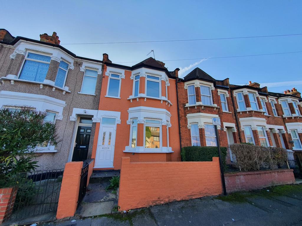 Excellent Three Bedroom House on Alric Avenue NW1