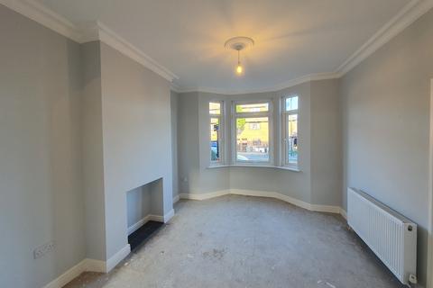 16 Alric Avenue, London, NW10 8RB