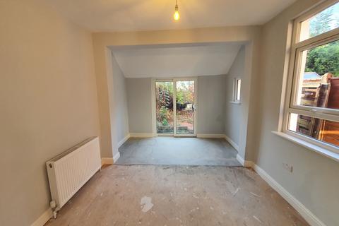 16 Alric Avenue, London, NW10 8RB