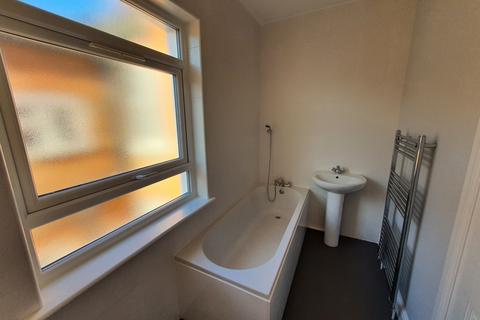 16 Alric Avenue, London, NW10 8RB