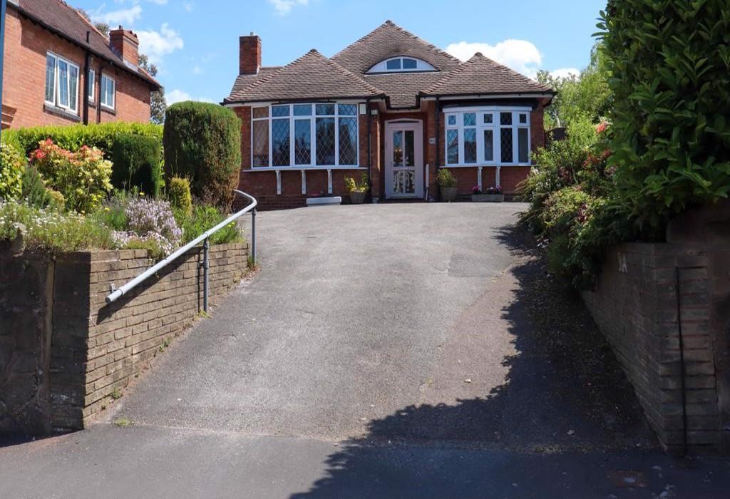 Birmingham Road, Sutton Coldfield, West Midlands 3 bed bungalow £320,000