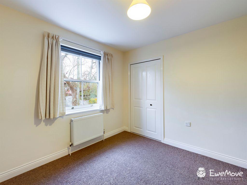 Bedroom 2 (Double)