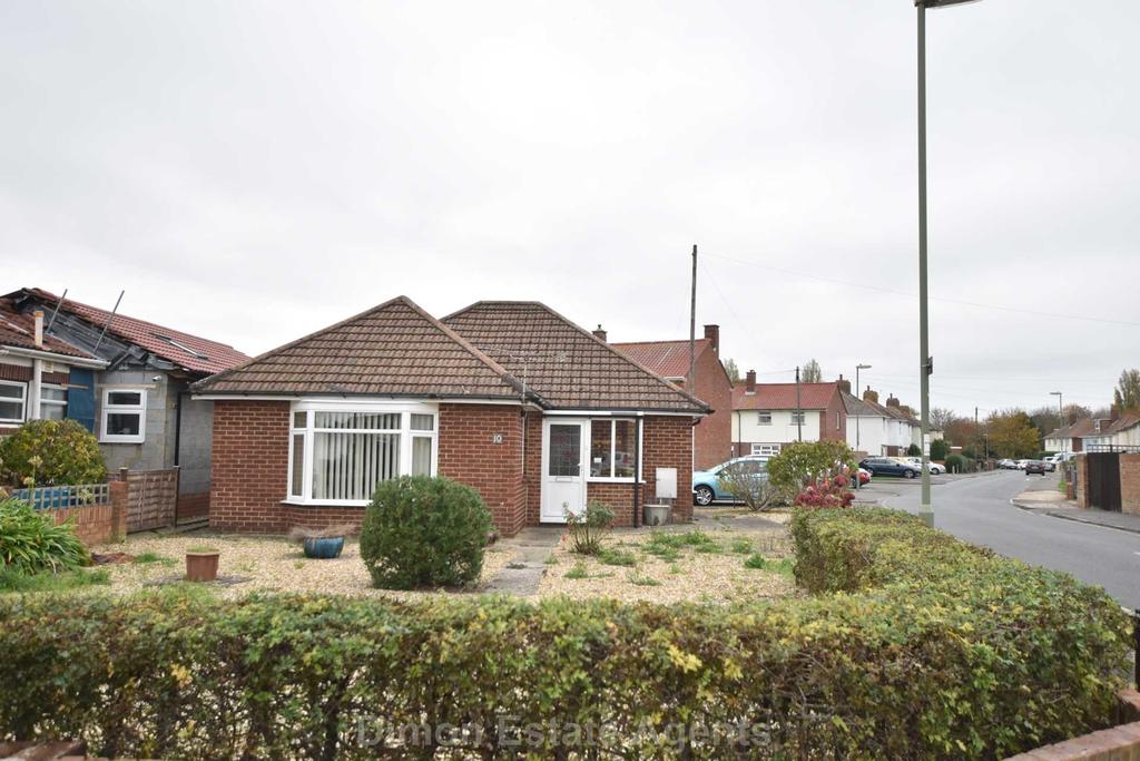 Camp Road, Gosport 2 bed detached bungalow £299,995