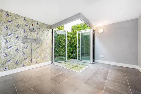 13 Chance Street, London, E2 7JB