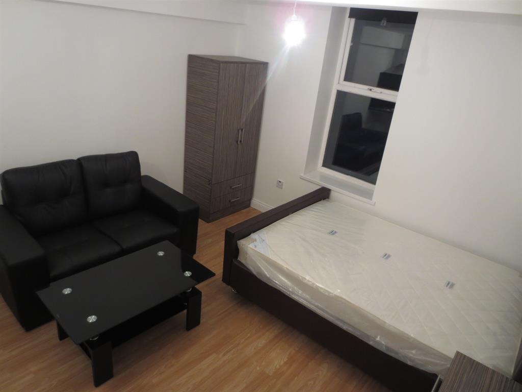 Flat 4, Wingrove Road, Arthurs Hill, Newcastle Upon Tyne 1 bed flat £