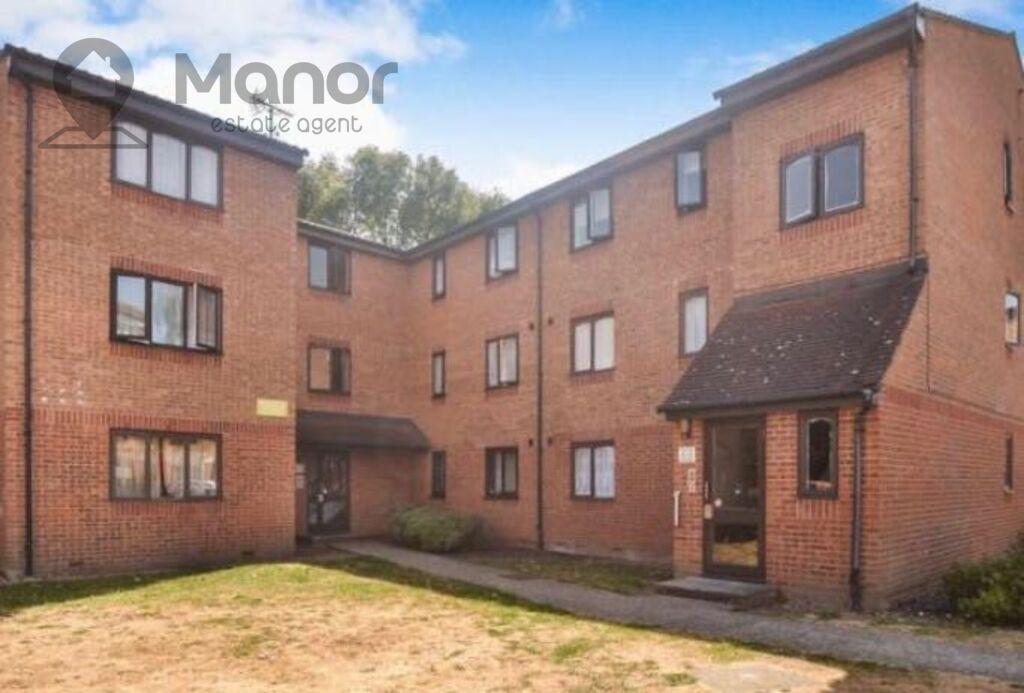 Plumtree Close, Dagenham, RM10 8UA 2 bed flat £225,000