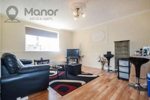 2 bedroom flat for sale, Plumtree Close, Dagenham, RM10 8UA