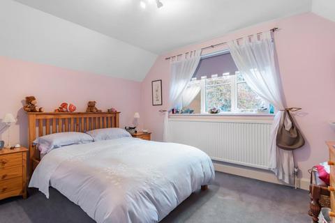6 bedroom detached house for sale, Hook Heath,  Surrey,  GU22