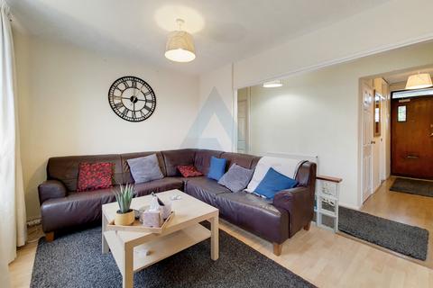 2 bedroom flat to rent, Exmouth House, London E14