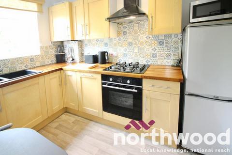2 bedroom flat to rent, Promenade, Southport, PR9