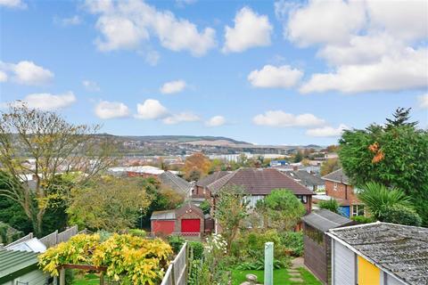 11 Hever Croft, Rochester, ME2 2NN