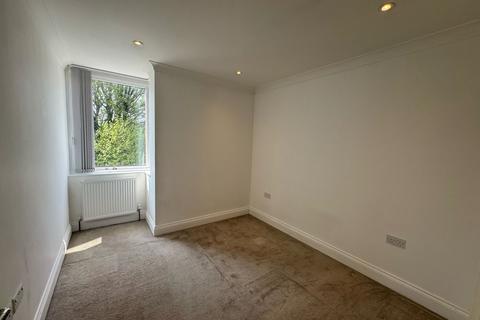 undefined, Bellfield Road,