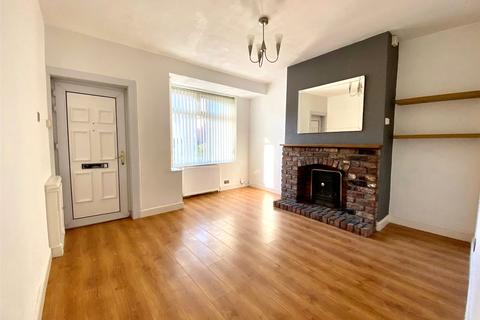 17 Baslow Grove, Stockport, SK5 7NJ