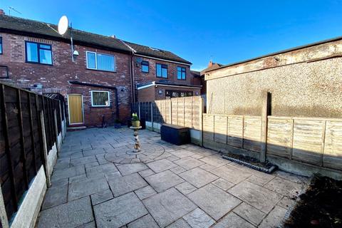 17 Baslow Grove, Stockport, SK5 7NJ
