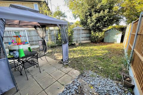 162 South Road, South Ockendon, RM15 6BX