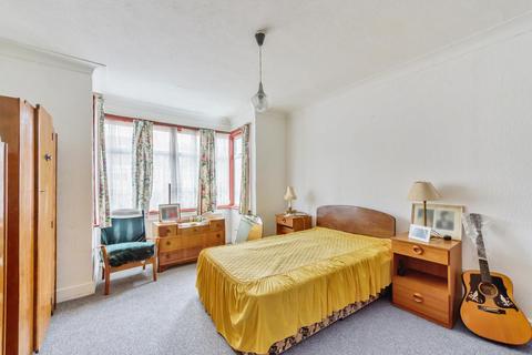 141 Hanover Road, London, NW10 3DN