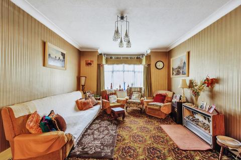 141 Hanover Road, London, NW10 3DN