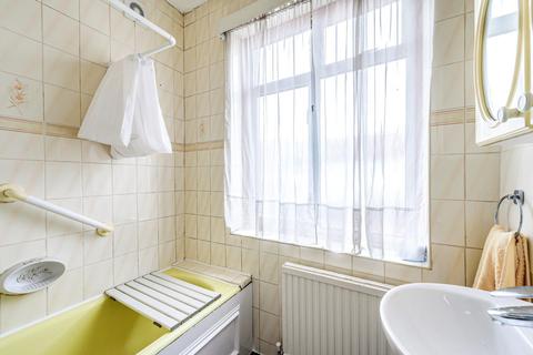 141 Hanover Road, London, NW10 3DN