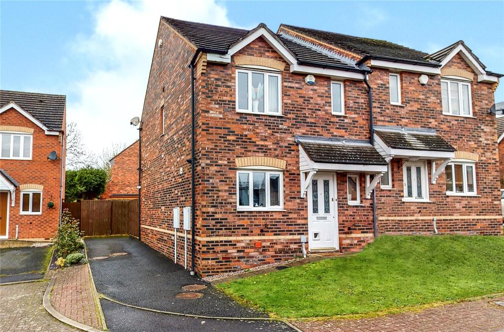 Ellis Peters Drive, Telford, TF3 3 bed semidetached house £175,000