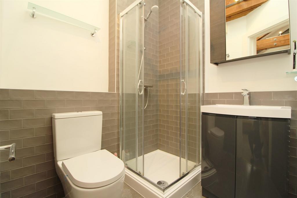 Shower+room