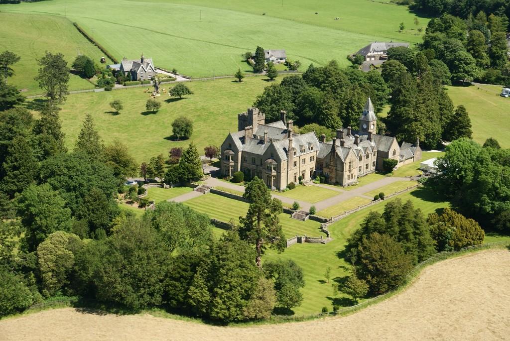 16 Sedgwick House, Sedgwick, Kendal... 2 bed apartment £225,000