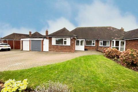 3 bedroom semi-detached bungalow for sale - Oberon Drive, Shirley