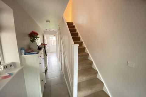 52 Barley Close, Burton-on-trent, DE14 2SX