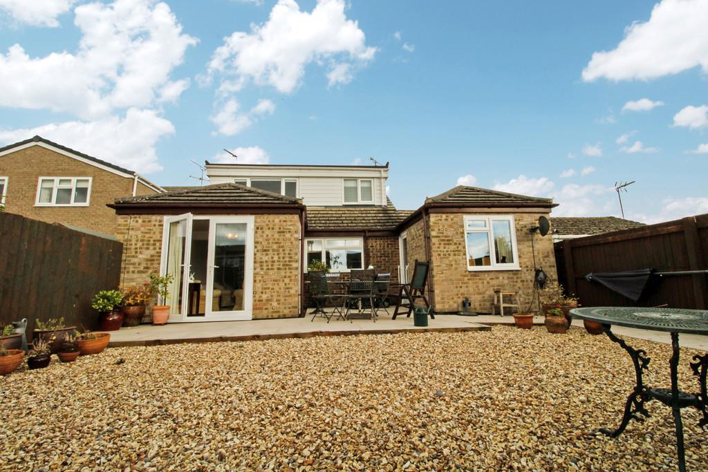 Deansfield, Cricklade 4 bed detached house for sale £430,000