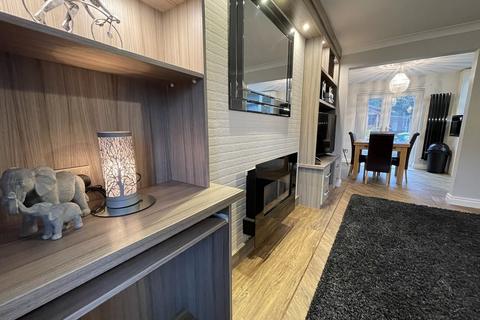 9 The Meadows, Darwen, BB3 0PF