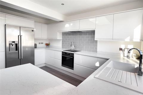 30 Barnsite Gardens, Rustington, Littlehampton, BN16 3QJ