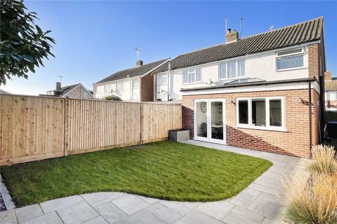 30 Barnsite Gardens, Rustington, Littlehampton, BN16 3QJ
