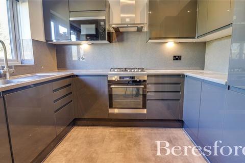 105 Shevon Way, Brentwood, CM14 4PL