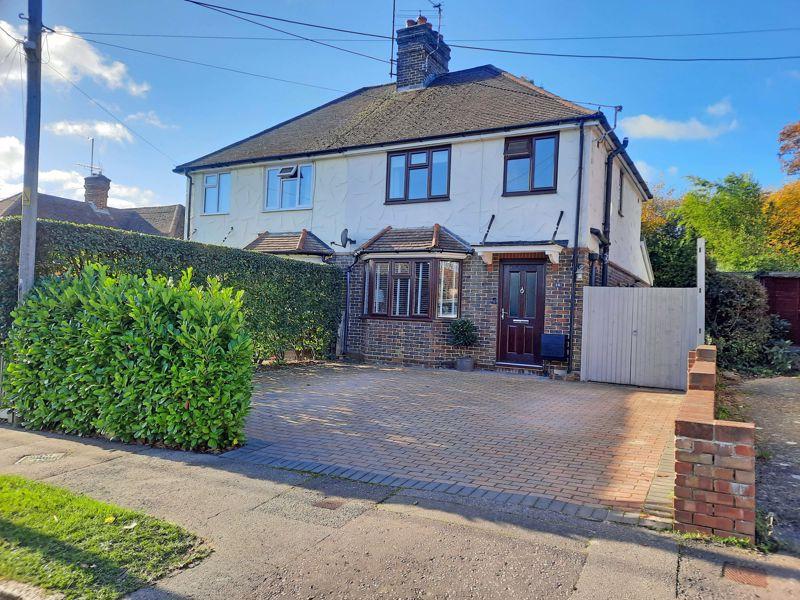 Allen Road, Haywards Heath 3 bed semidetached house £425,000