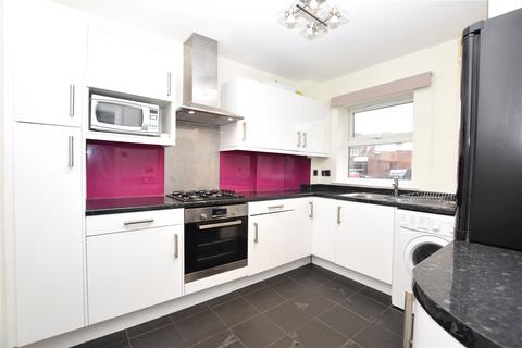 14 Cobham Parade, Wakefield, WF1 2DY
