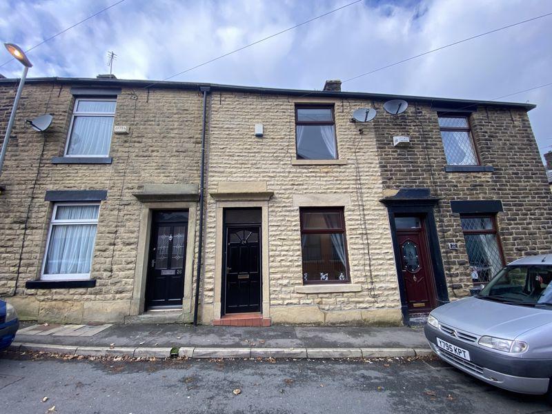 Buckley Hill Lane, Rochdale OL16 4BT 2 bed terraced house £110,000