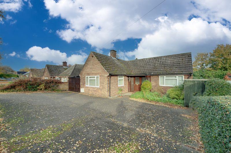 Hervey Road, Bury St. Edmunds 2 bed detached bungalow £350,000