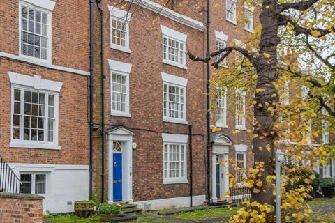 5 bedroom terraced house for sale - Bridge Place, Chester