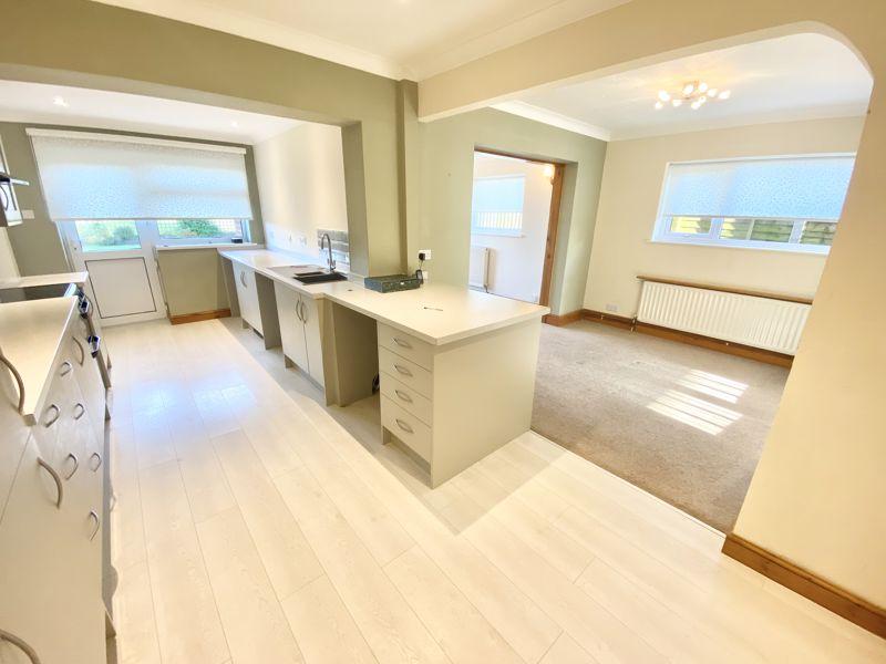 Stone Road, Eccleshall 3 bed detached house £375,000