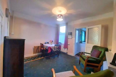 84 New Road, Bedfont, Feltham, TW14 8HT