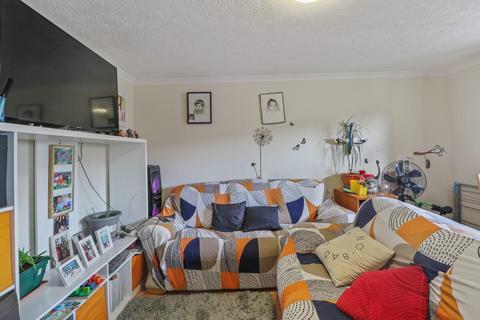 2 bedroom apartment for sale - Oakmead Place, Mitcham, CR4