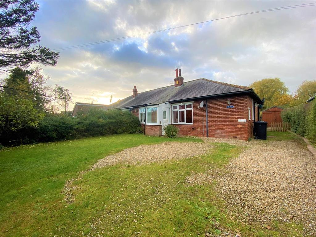Church Lane, Moor Monkton, York YO26 8JH 2 bed semidetached bungalow